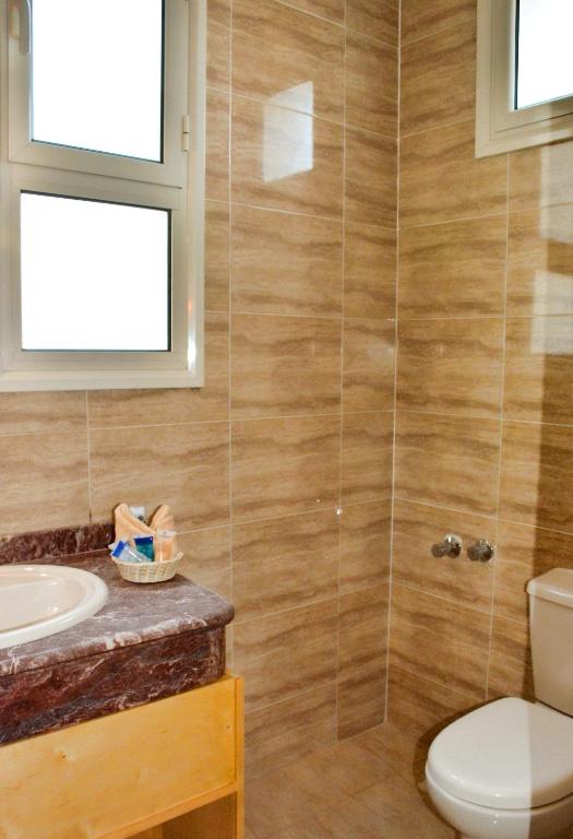 Jewel Howard Carter Hotel - 11