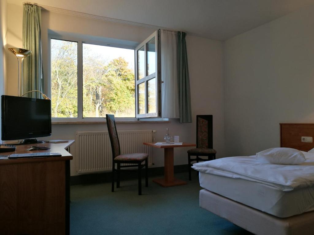 Gallery image of Hotel &amp; Restaurant Bergfried in Saalfeld