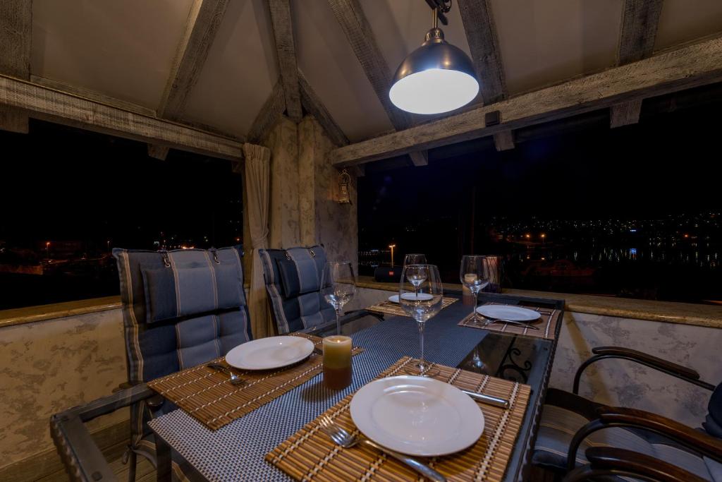 Kotor old town Palace Bucha - 15