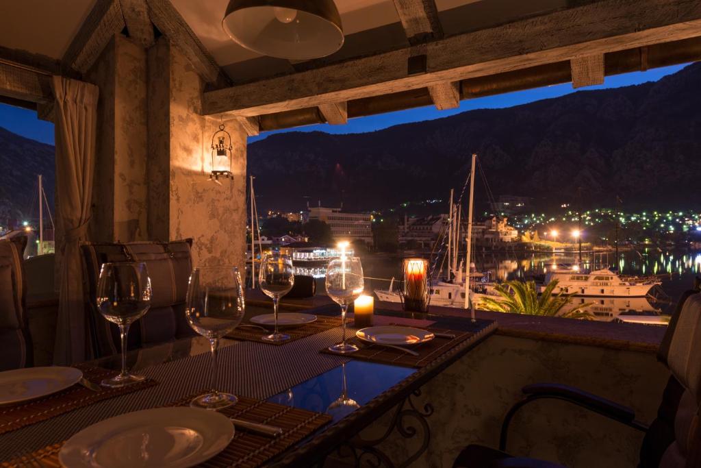 Kotor old town Palace Bucha