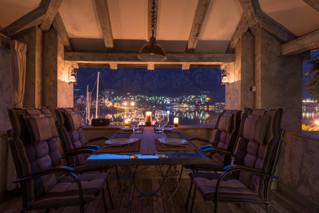 Kotor old town Palace Bucha - 1