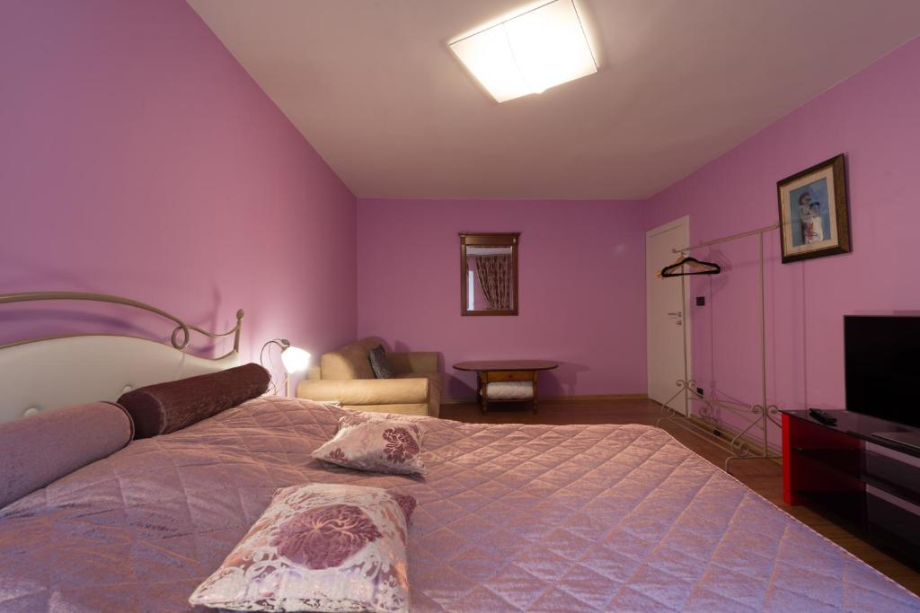 Kotor old town Palace Bucha - 17