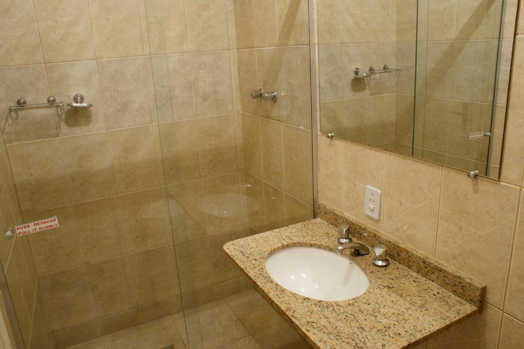  Antico Plaza Hotel