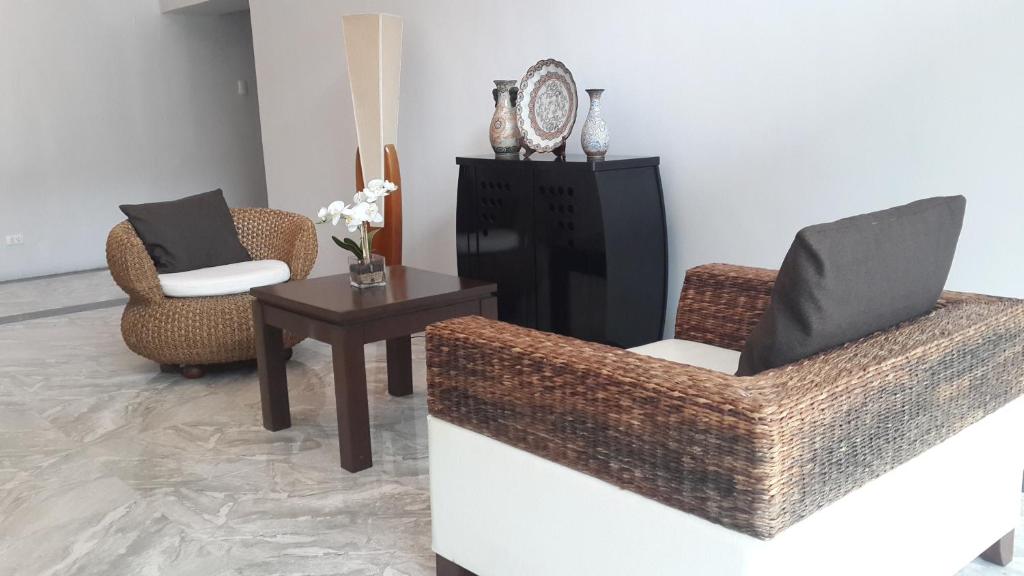 Posezení v ubytování YBC Grand Hotel