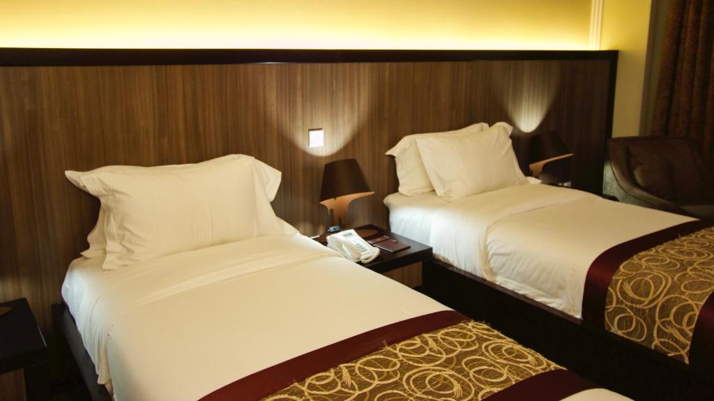 Elilly International Hotel photo