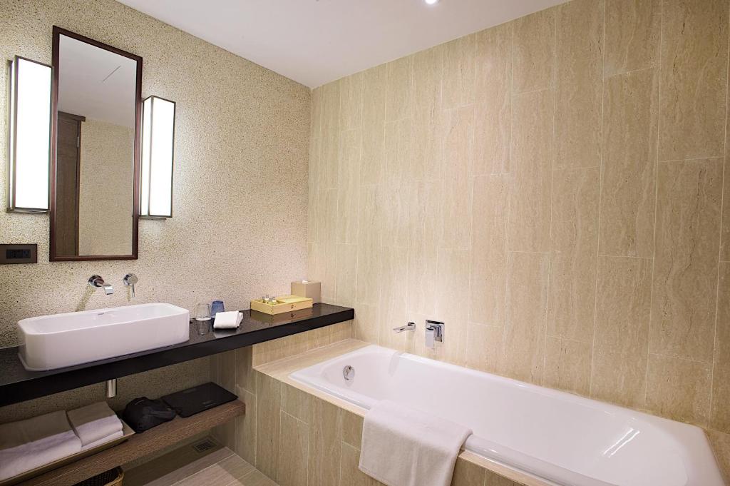 The Gaya Hotel - Deluxe Family Room