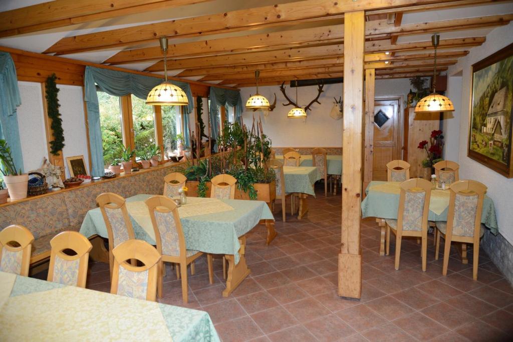 Restaurace v ubytování Apartmaji Rabič