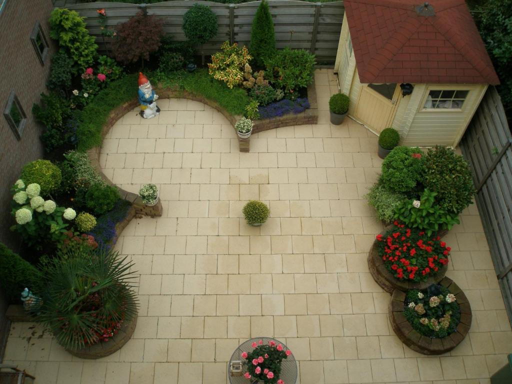 Een tuin van Hotel Excelsior