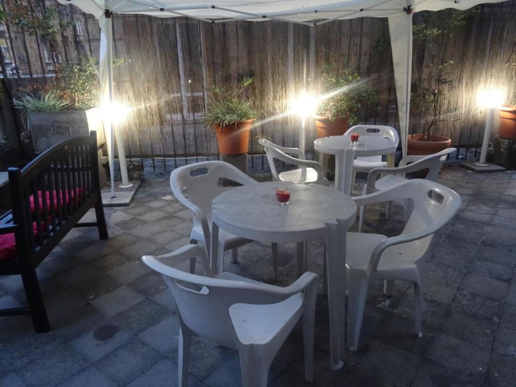 Posezení v ubytování Albergo Locanda Alambra
