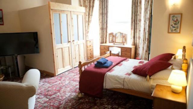 Cavell House Bed and Breakfast - Camera King Deluxe