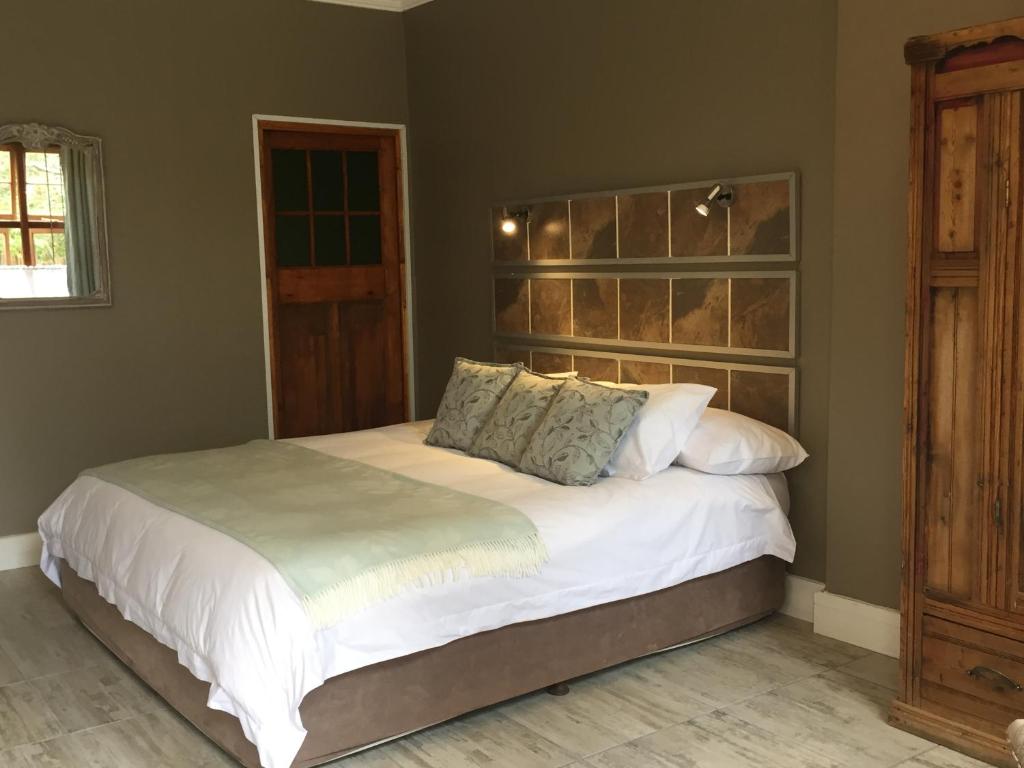 Rozenhof Guest Cottages - Image 39