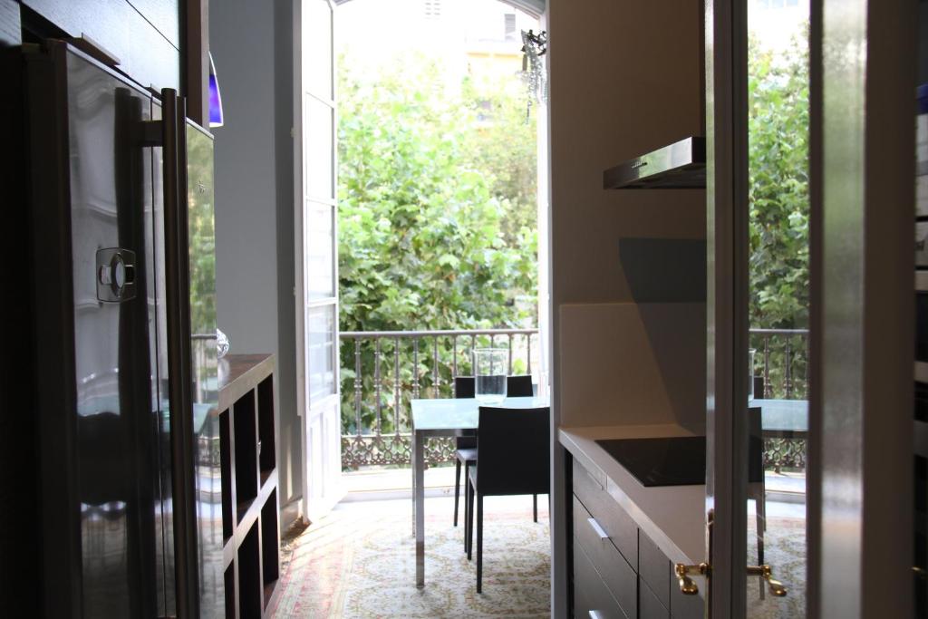 Balkón nebo terasa v ubytování Luxurious 2 bedroom flat in a historic building