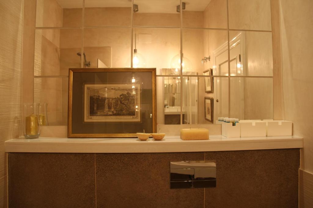 Koupelna v ubytování Luxurious 2 bedroom flat in a historic building