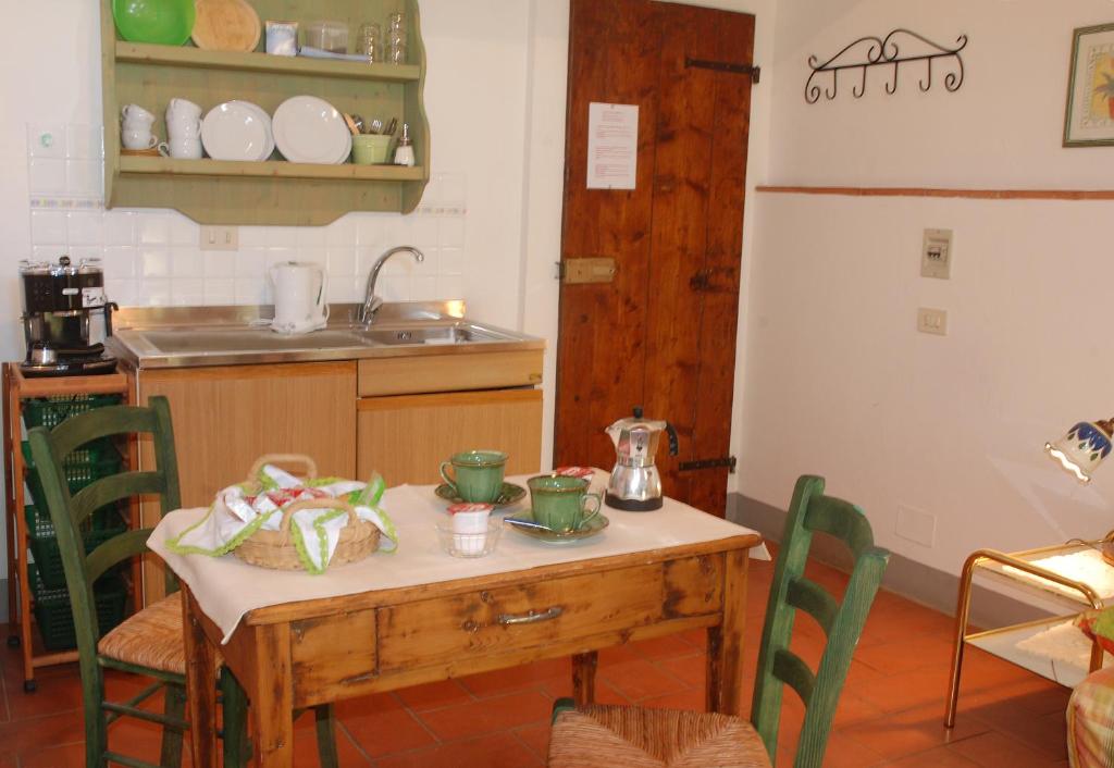 Kuchyň nebo kuchyňský kout v ubytování Agriturismo Olmi Grossi