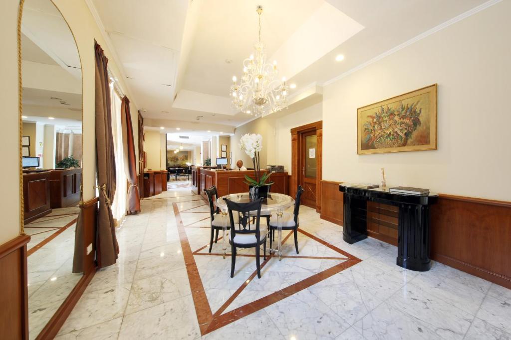 Posezení v ubytování Hotel Traiano