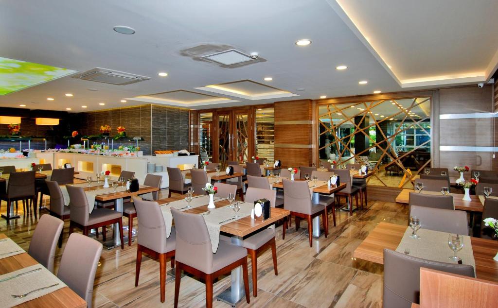 Restaurace v ubytování Kleopatra Ramira Hotel - All Inclusive