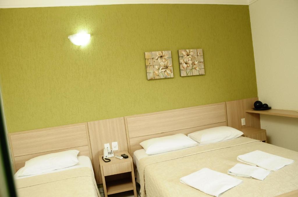  Garden Hotel