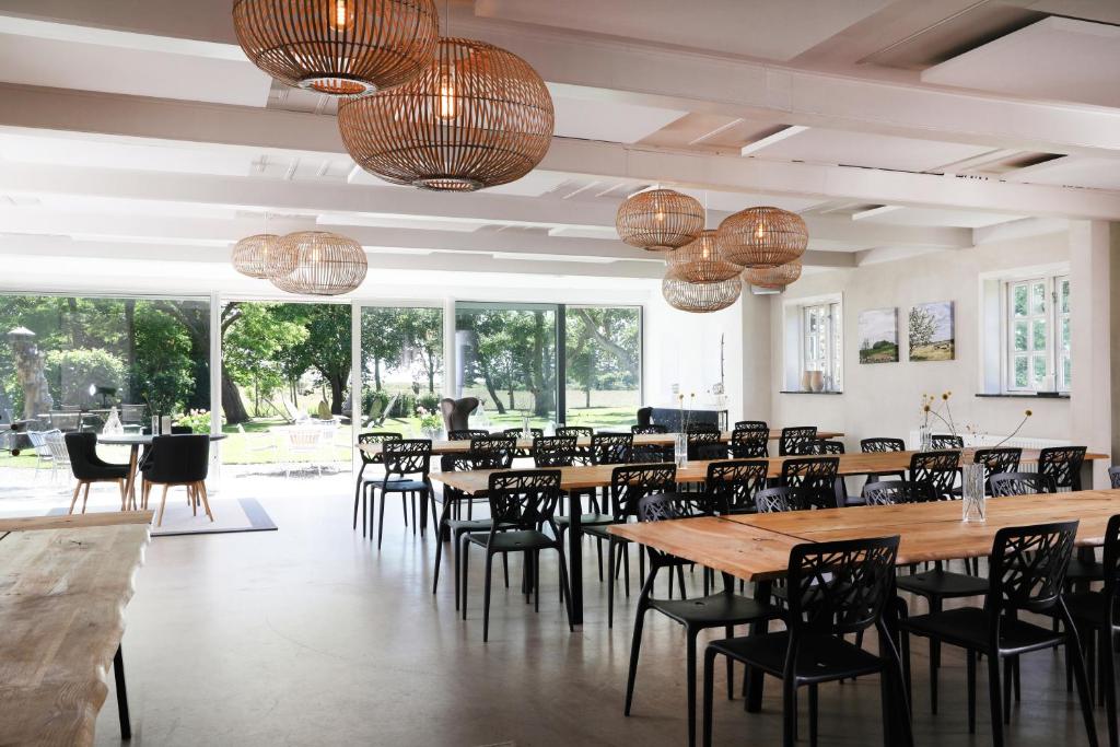 Restaurace v ubytování Gl. Brydegaard