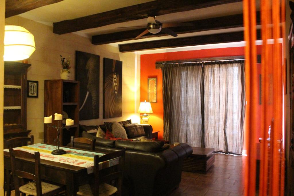 Gallery image of South Pacific Flat 2 in Marsaskala