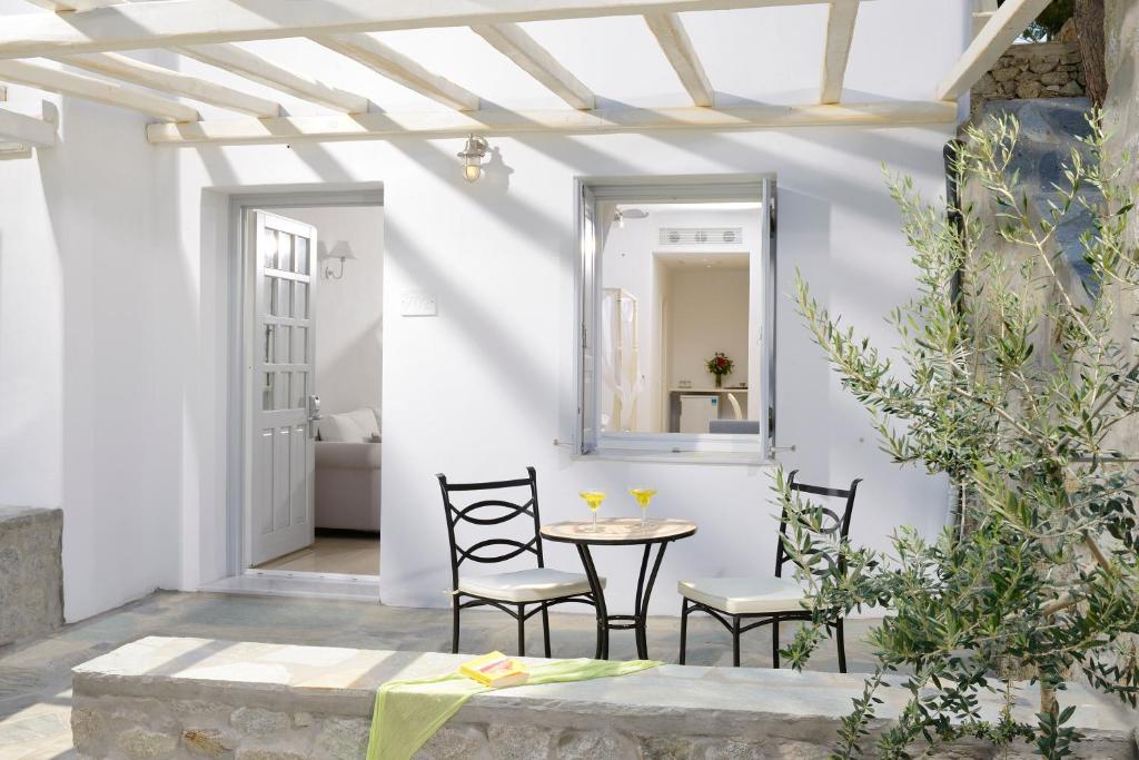 Fotografie z fotogalerie ubytování Kamari Hotel v destinaci Platis Gialos