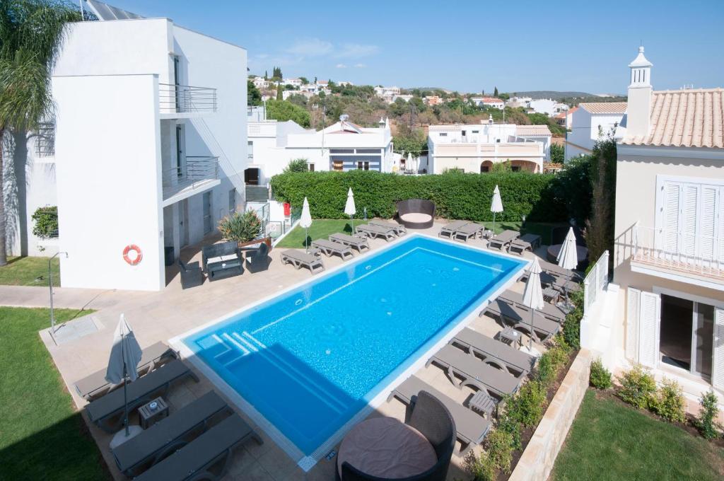 Vista de la piscina de Hotel Sao Sebastiao de Boliqueime o d'una piscina que hi ha a prop