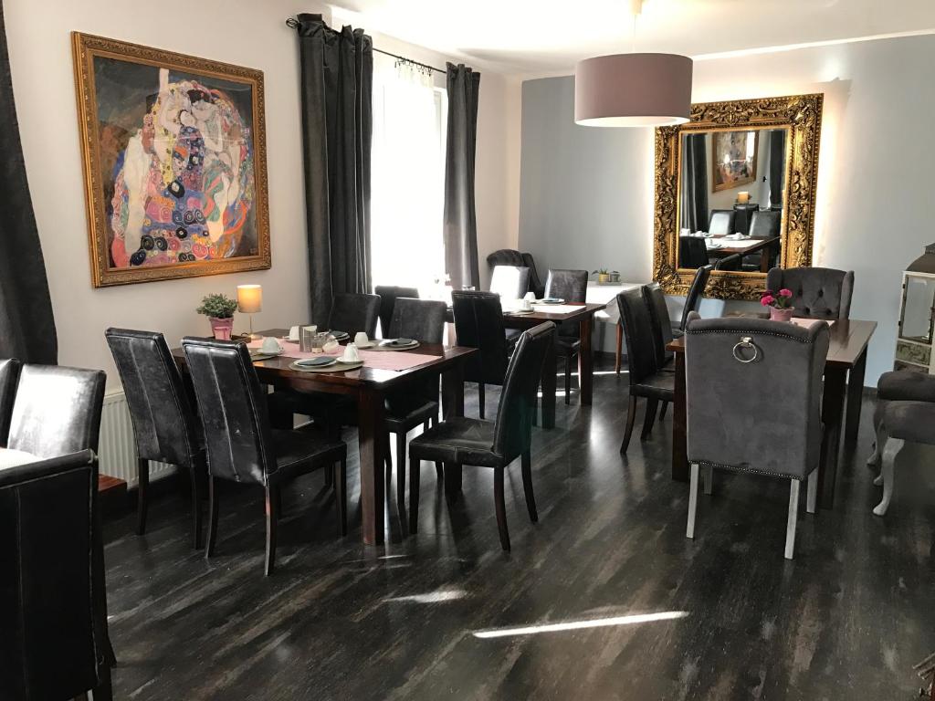 Restaurace v ubytování Hotel Heddernheimer Hof