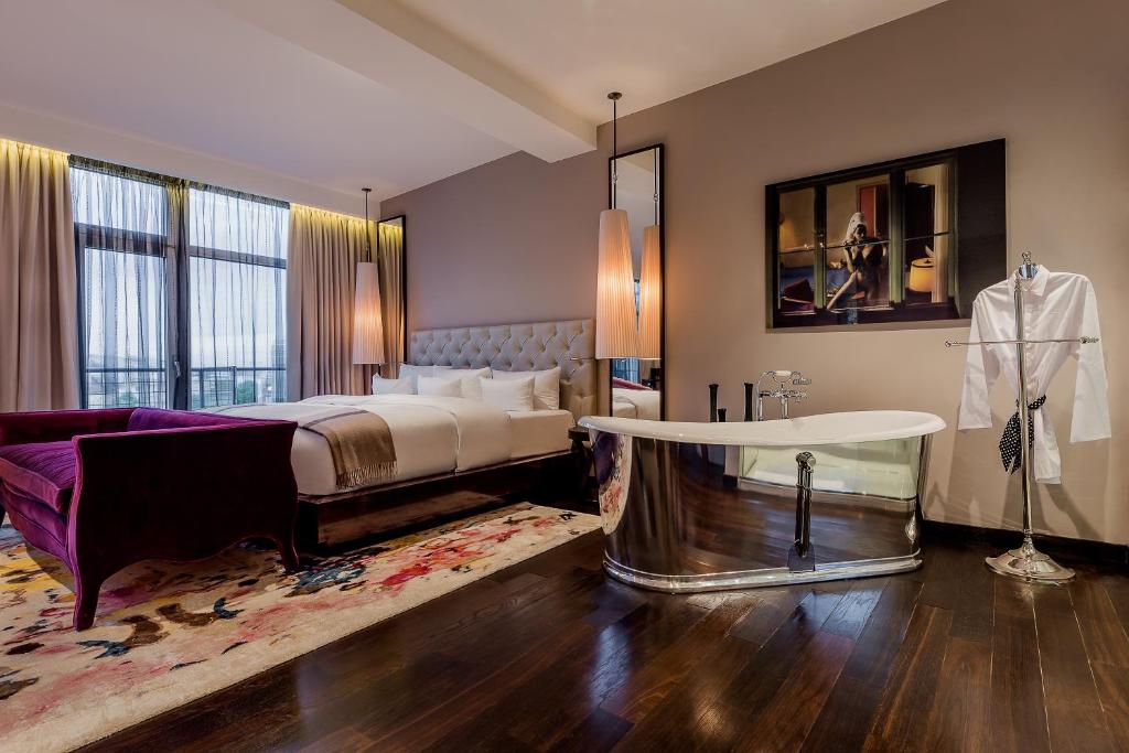 Hotel Zoo Berlin - Resim 31