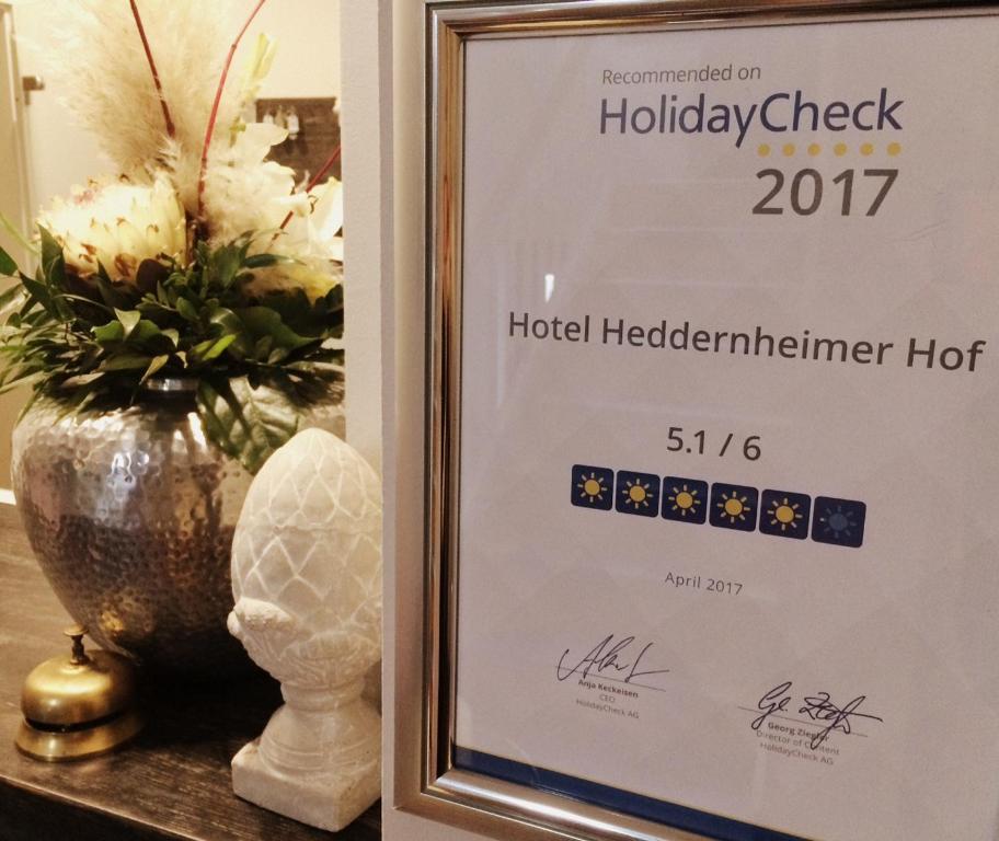 Certifikát, hodnocení, plakát nebo jiný dokument vystavený v ubytování Hotel Heddernheimer Hof