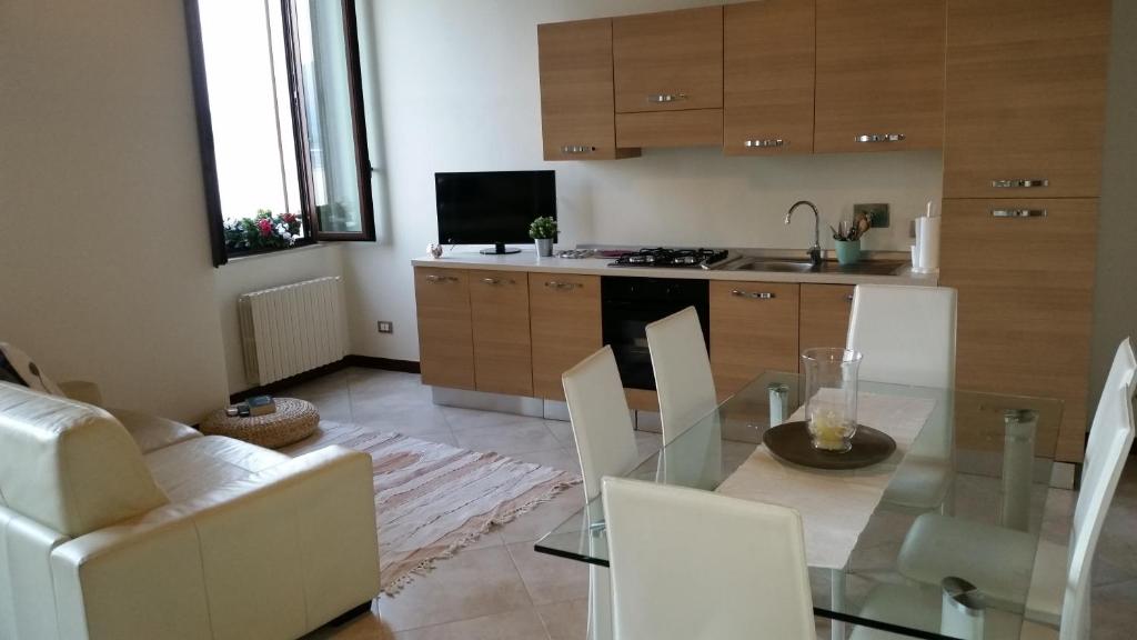 Arona Prestige Apartments - Deluxe Apartment