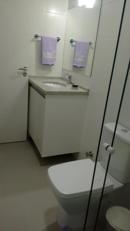  Apartamento novo frente para a piscina região nobre da praia dos Ingleses