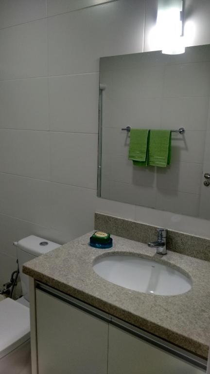  Apartamento novo frente para a piscina região nobre da praia dos Ingleses