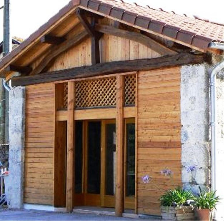 Exteriér nebo vchod ubytování Lou Lombrès