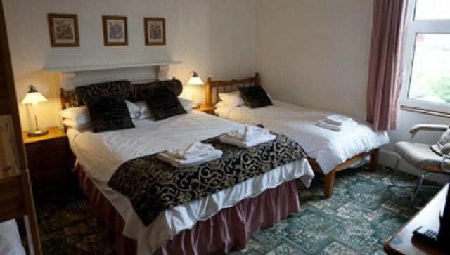 Cavell House Bed and Breakfast - Camera Familiare Con Doccia