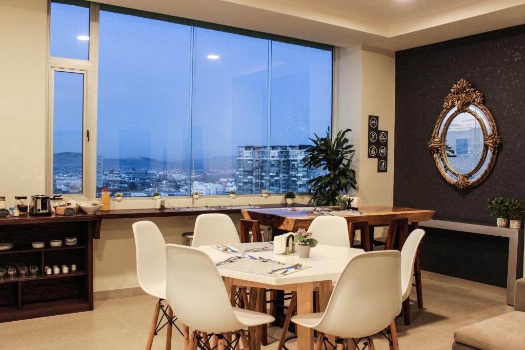 Area soggiorno di Laviu B&B Luxe Suites