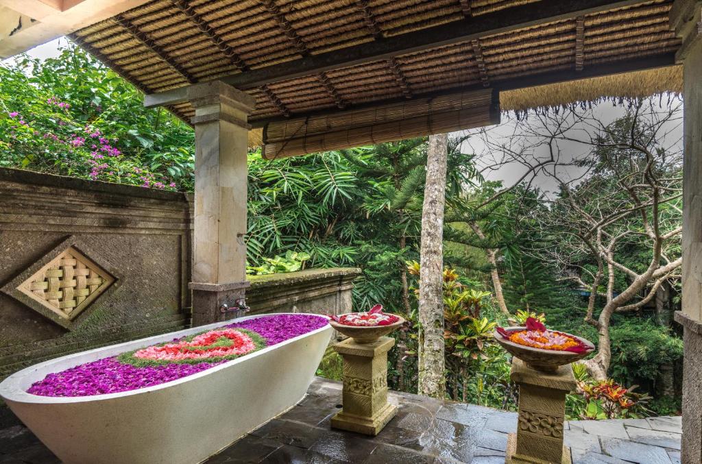Zahrada ubytování Hotel Bunga Permai
