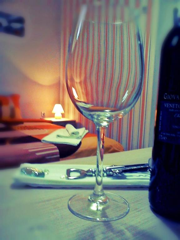 Nápoje v ubytování Garni Hotel Tri O