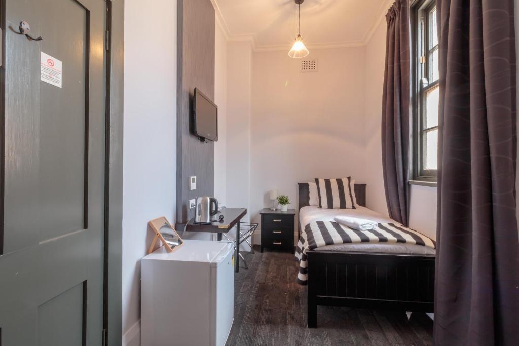 Royal Hotel Ryde - Resim 25