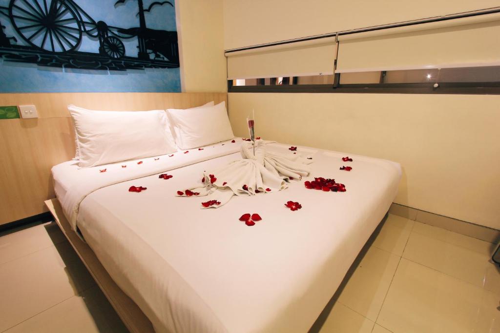 Grandmas Plus Hotel Legian - 16