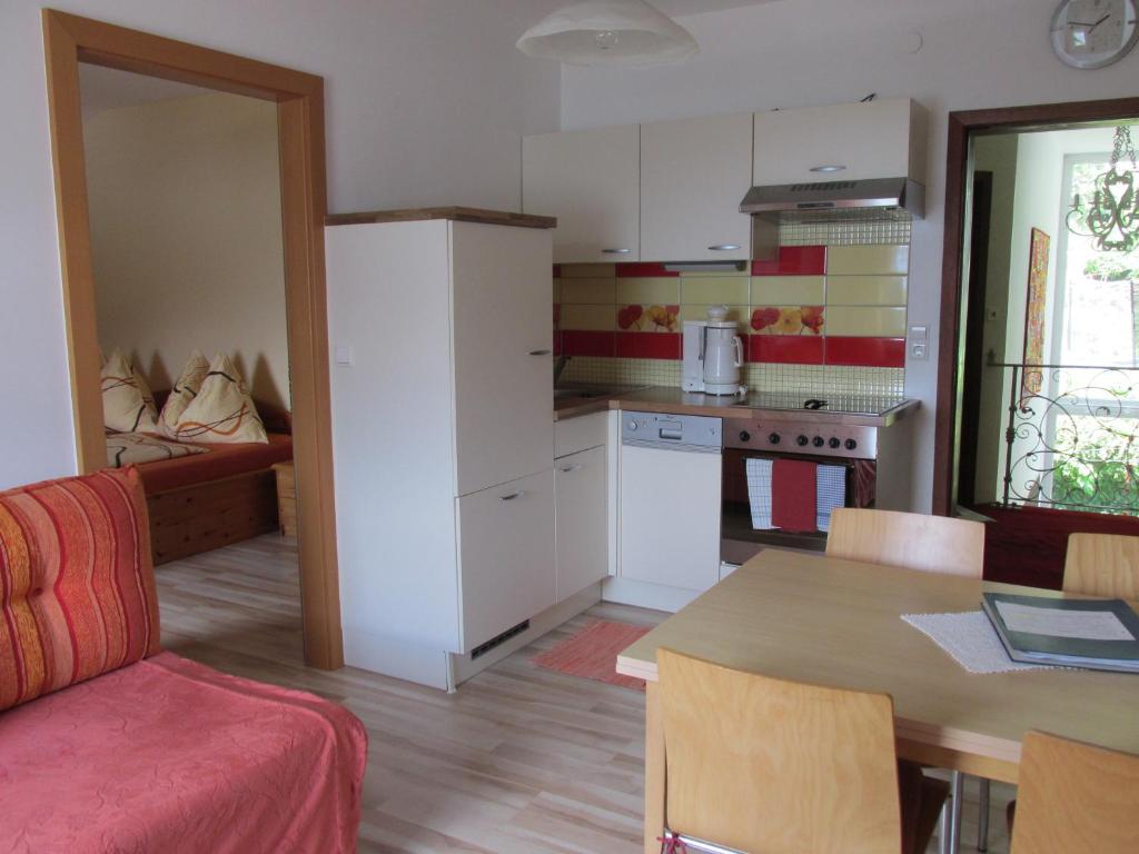 Kuchyň nebo kuchyňský kout v ubytování Ferienhaus Annenheim