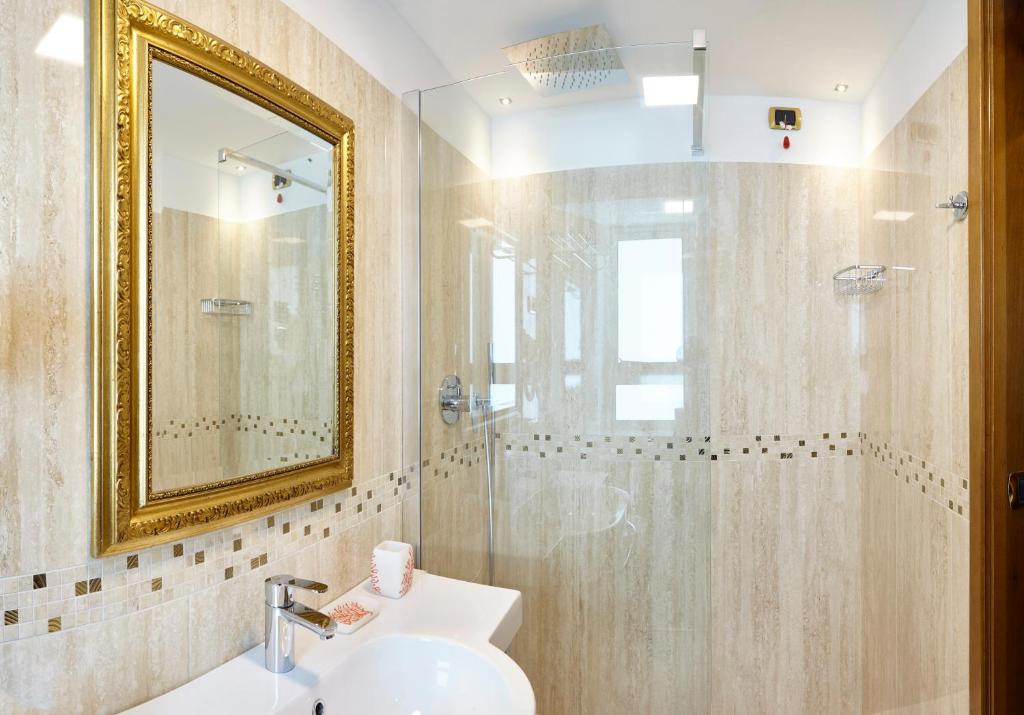 Koupelna v ubytování Termini Beach Hotel & Suites