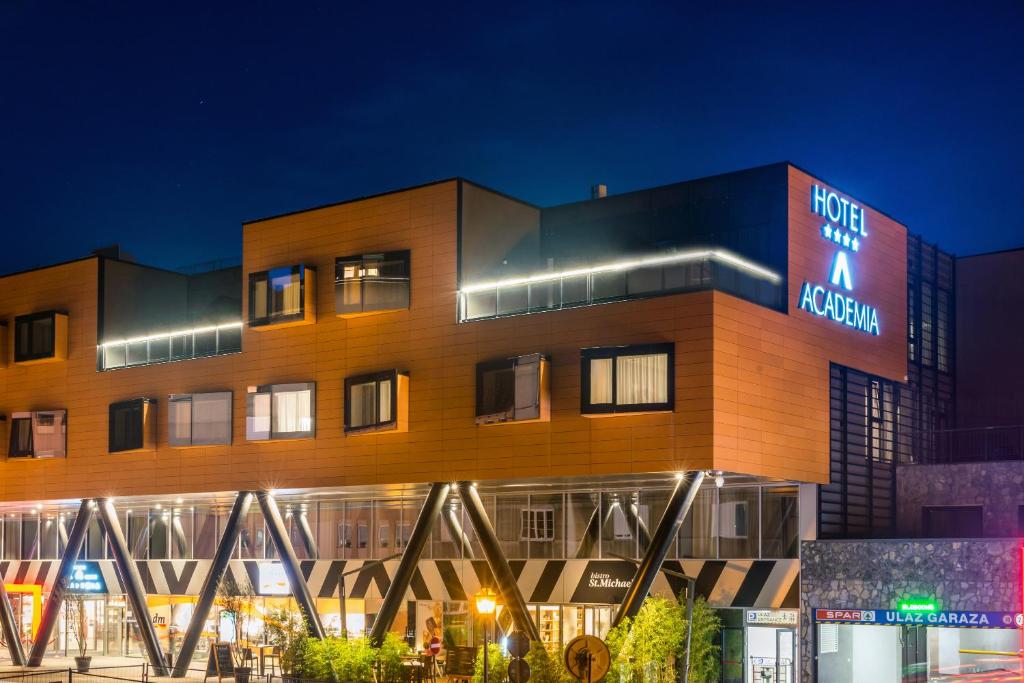 Budova, v ktorej sa hotel nachádza