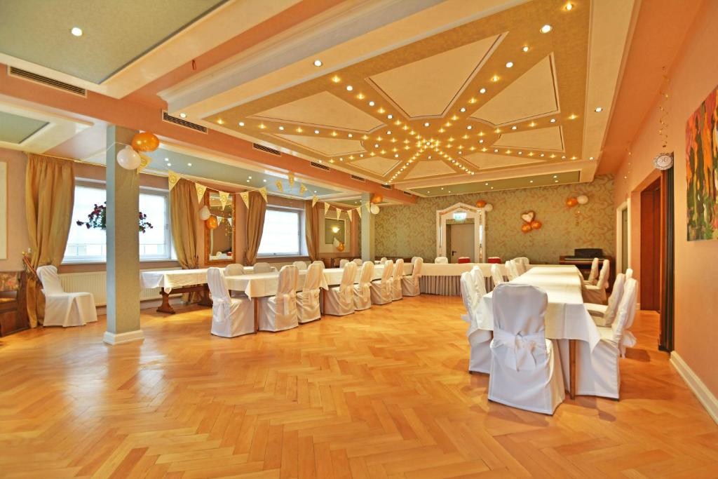 Posezení v ubytování Hotel zur goldenen Sonne