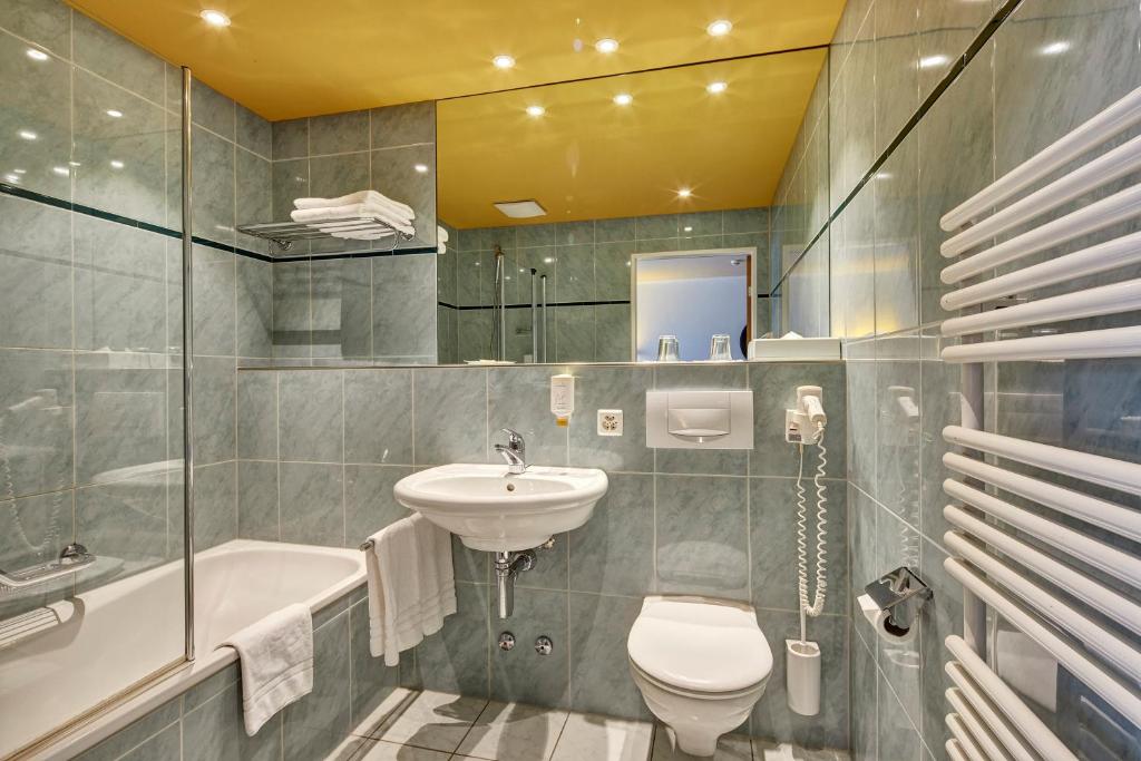 Koupelna v ubytování Hotel Berchtold