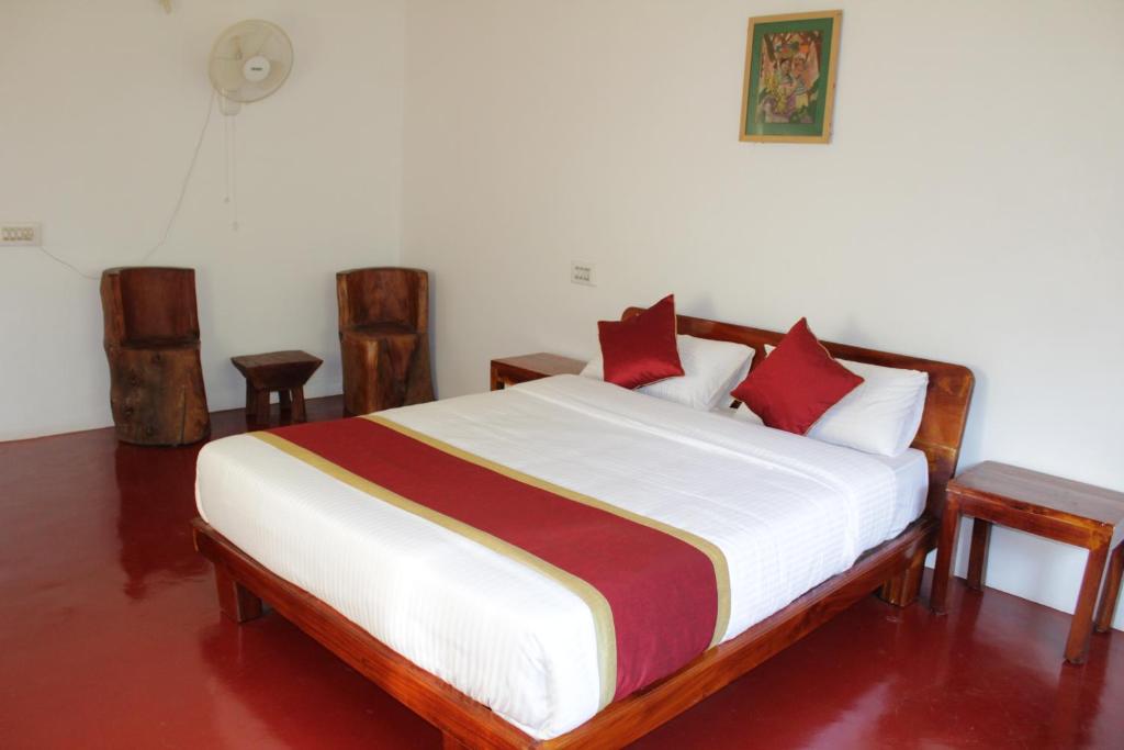 Guddadamane Homestay - 豪华双人房间与阳台