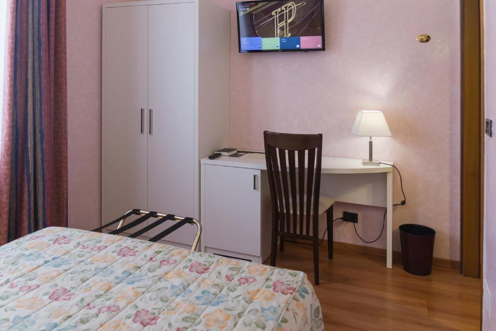 Letto o letti in una camera di Hotel Pico