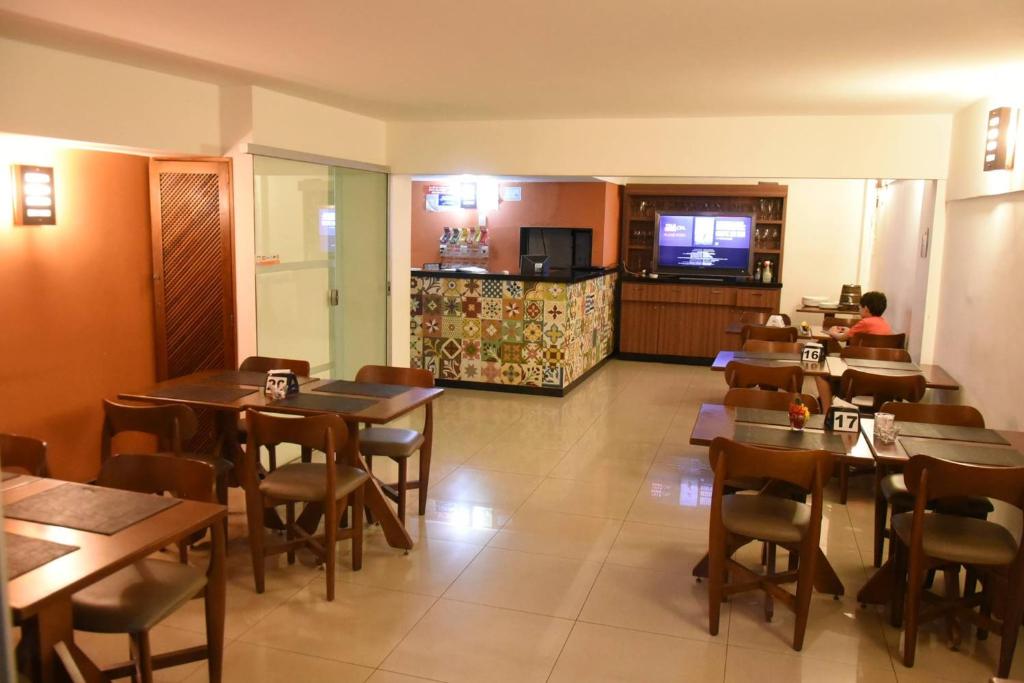  Bevile Hotel