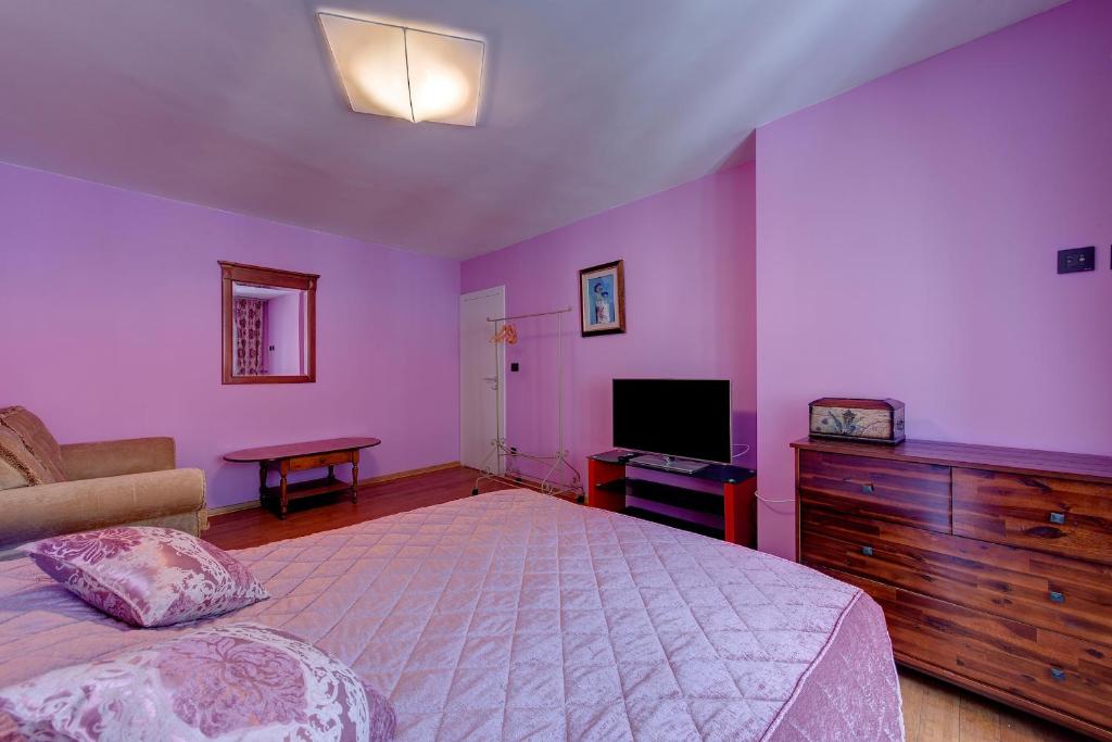 Kotor old town Palace Bucha - 18