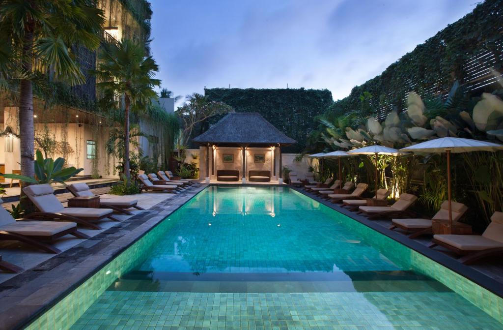 Bazén v ubytování Ubud Village Hotel nebo v jeho okolí