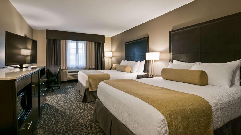 Postel nebo postele na pokoji v ubytování Best Western Plus Aberdeen