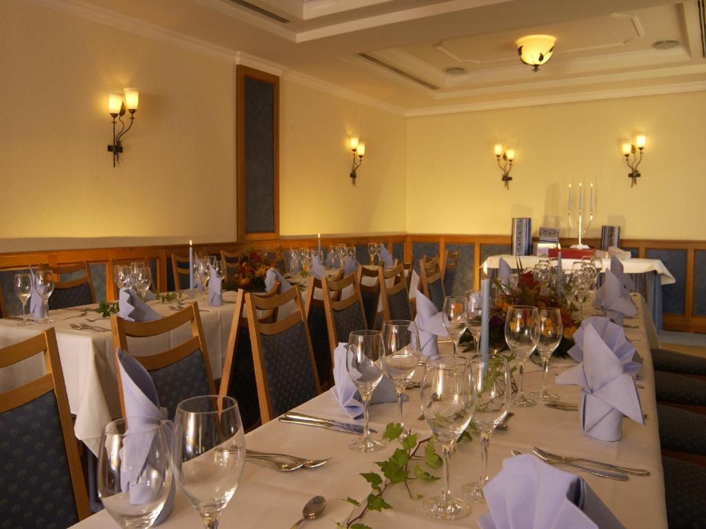 Restaurace v ubytování City Partner Hotel Strauss